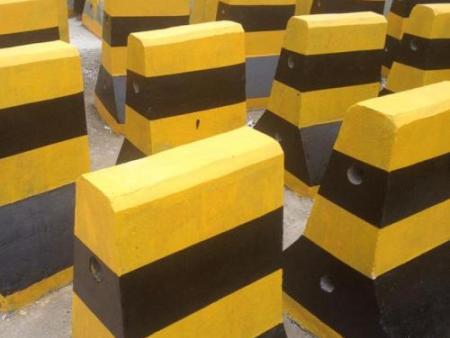 慶陽(yáng)阻車器-西安慶陽(yáng)隔離墩供應(yīng)